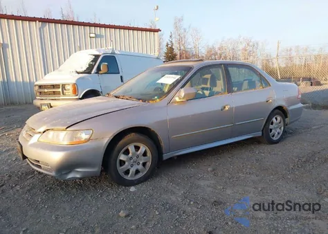2001 Honda Accord 2.3 Ex z USA, uszkodzony, nr VIN JHMCG56601C018904